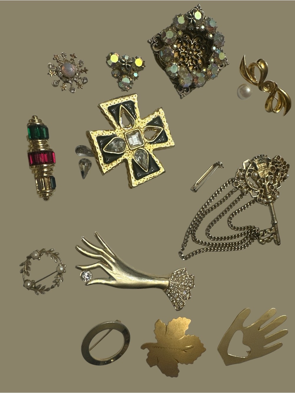 Scrap Jewlery brooches